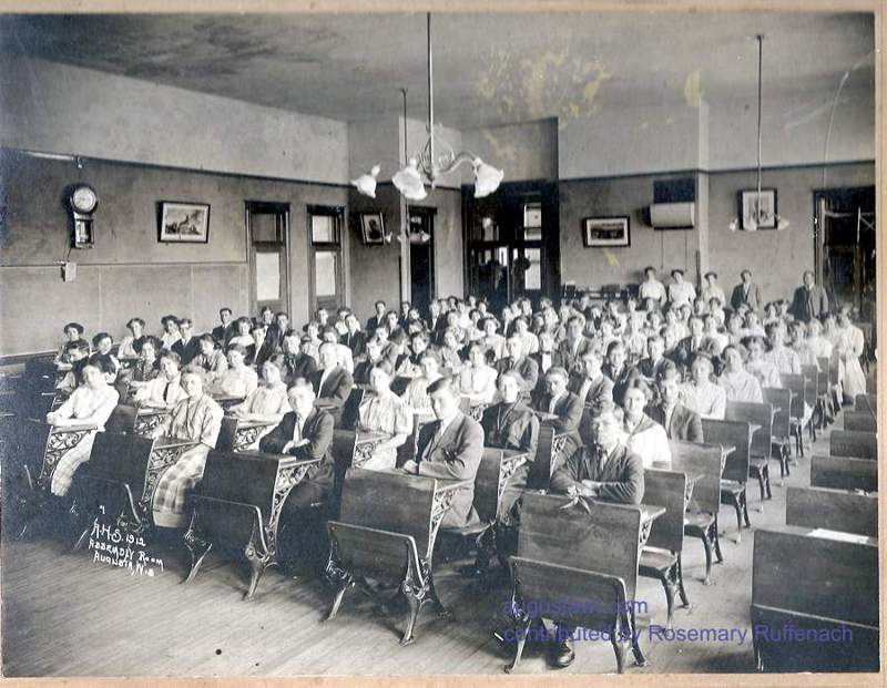 1912 Graduating Class of Augusta Wisconsin High School including student list