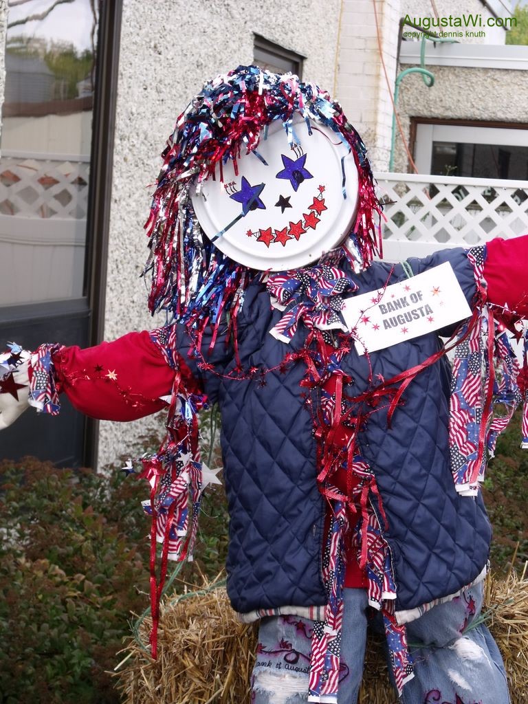 Patriotic Scarecrow Photo Augusta Wisconsin